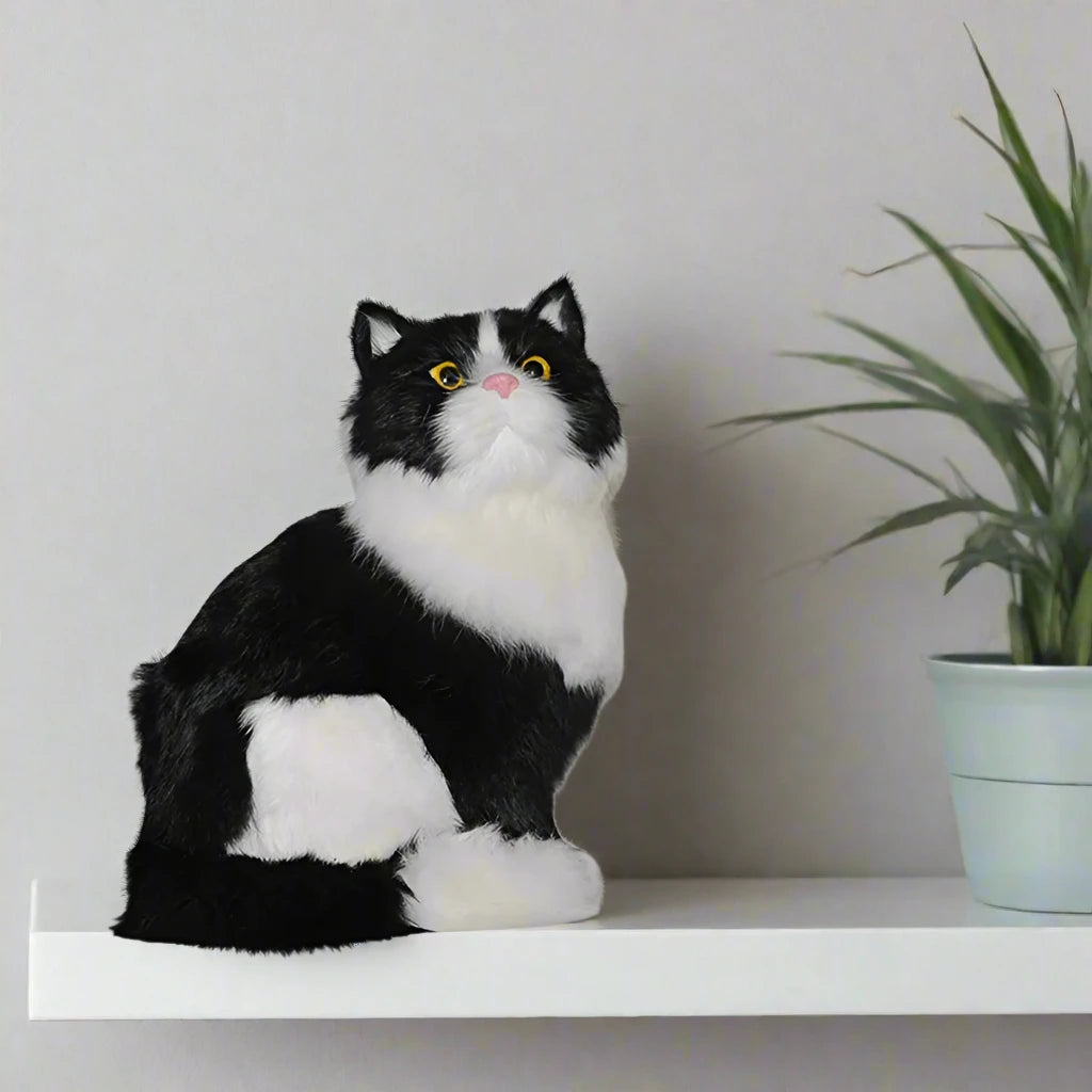 Simulation Display Cat Black & White Cat